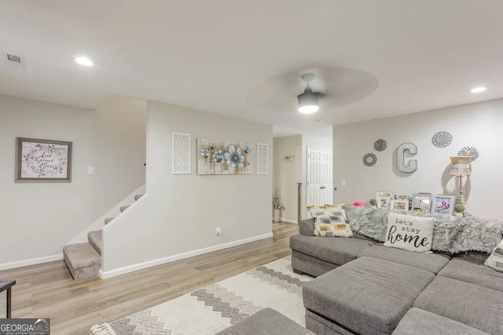 1900 Meadowbrook CIR NW Dalton, GA 30720