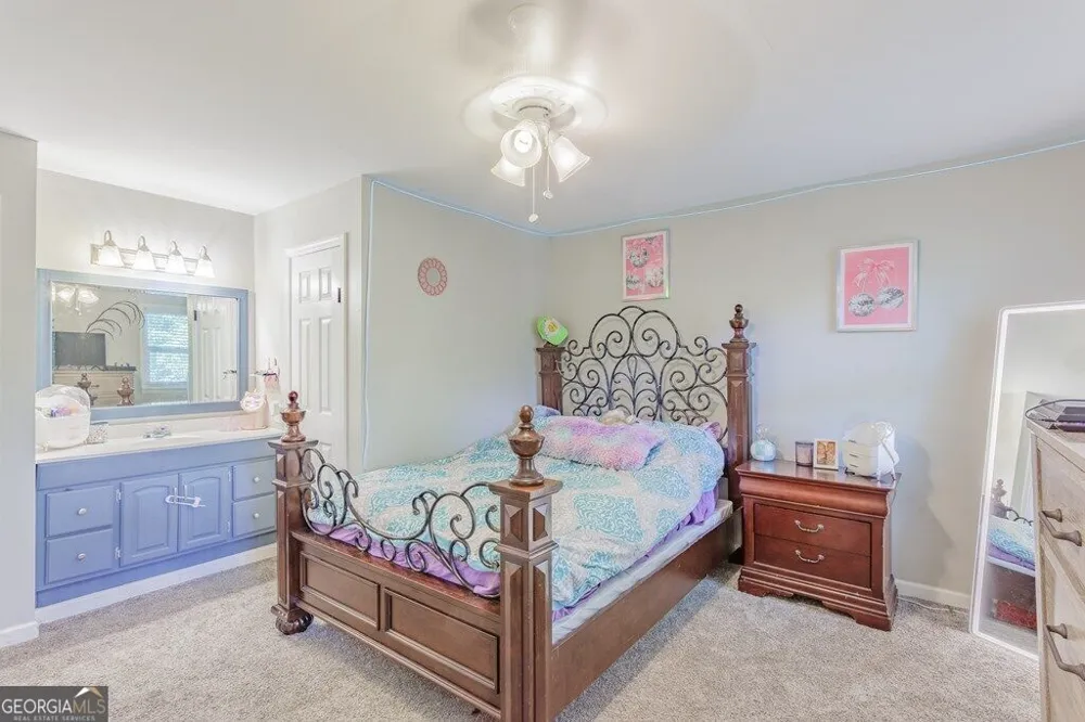 1900 Meadowbrook CIR NW Dalton, GA 30720