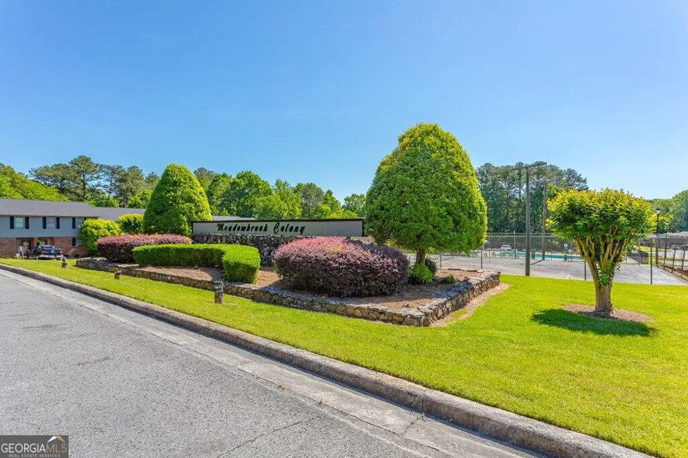 1900 Meadowbrook CIR NW Dalton, GA 30720