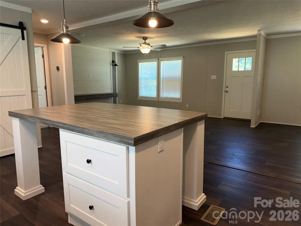 66 Neely Drive Hendersonville, NC 28792