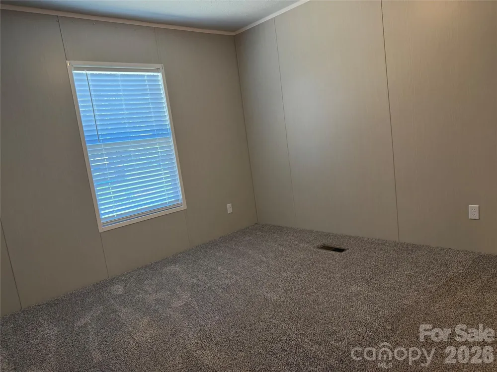 66 Neely Drive Hendersonville, NC 28792