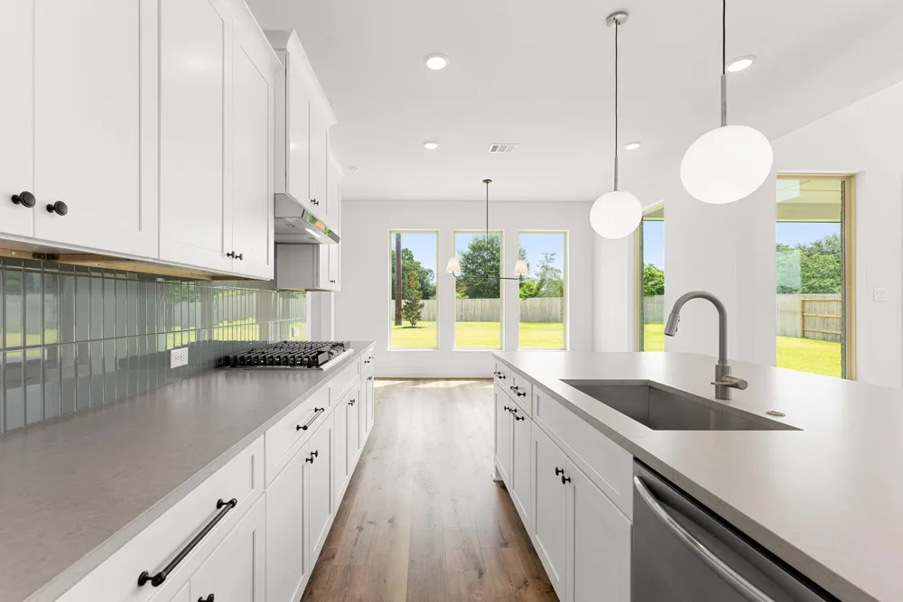 349 Covey Lane Sealy, TX 77474