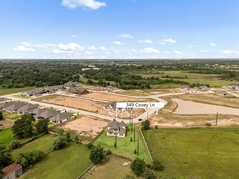 349 Covey Lane Sealy, TX 77474