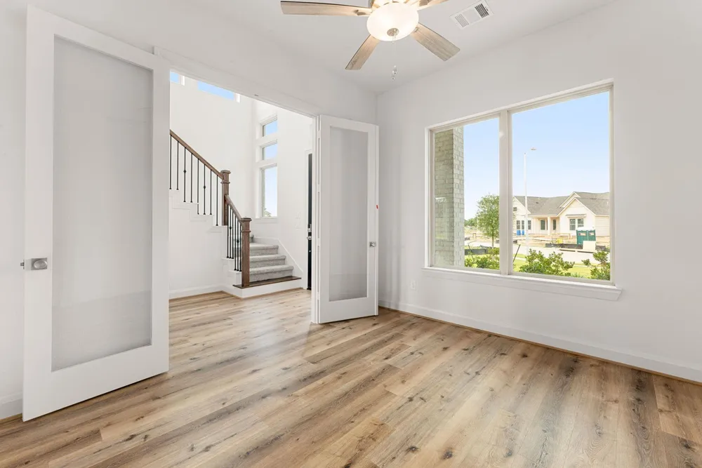 349 Covey Lane Sealy, TX 77474
