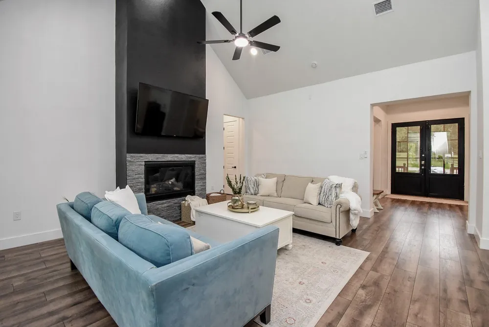 38372 S Bonnie Lake Drive Hempstead, TX 77445