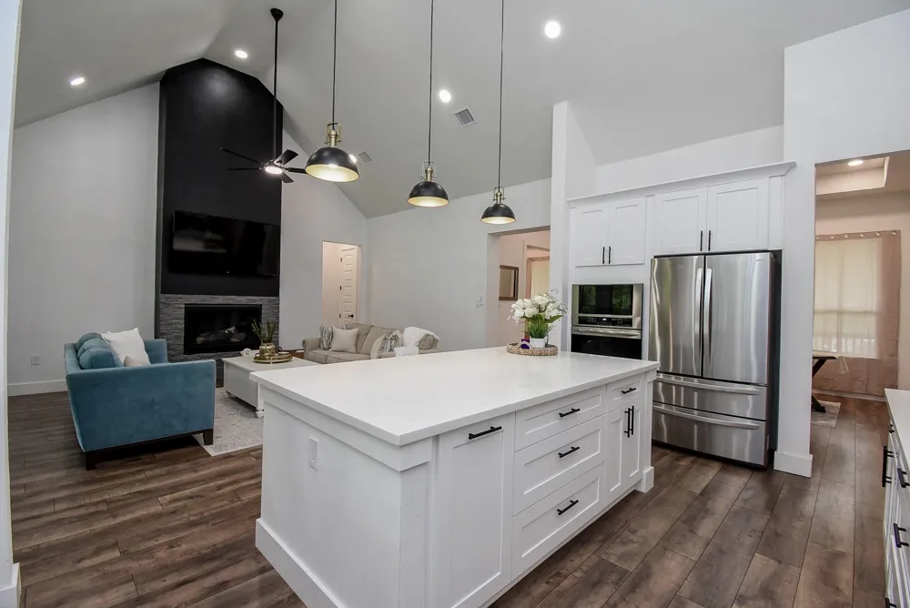 38372 S Bonnie Lake Drive Hempstead, TX 77445