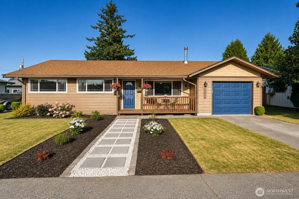 1163 Garfield Street Enumclaw, WA 98022
