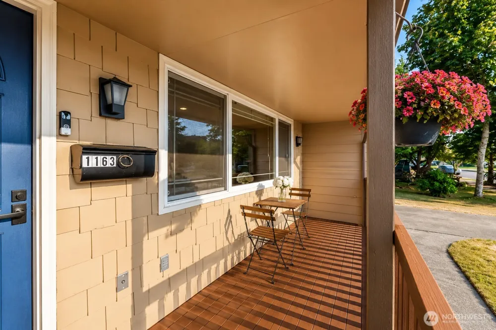 1163 Garfield Street Enumclaw, WA 98022