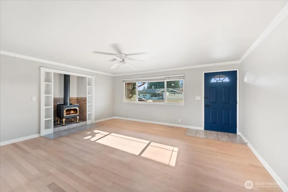 1163 Garfield Street Enumclaw, WA 98022