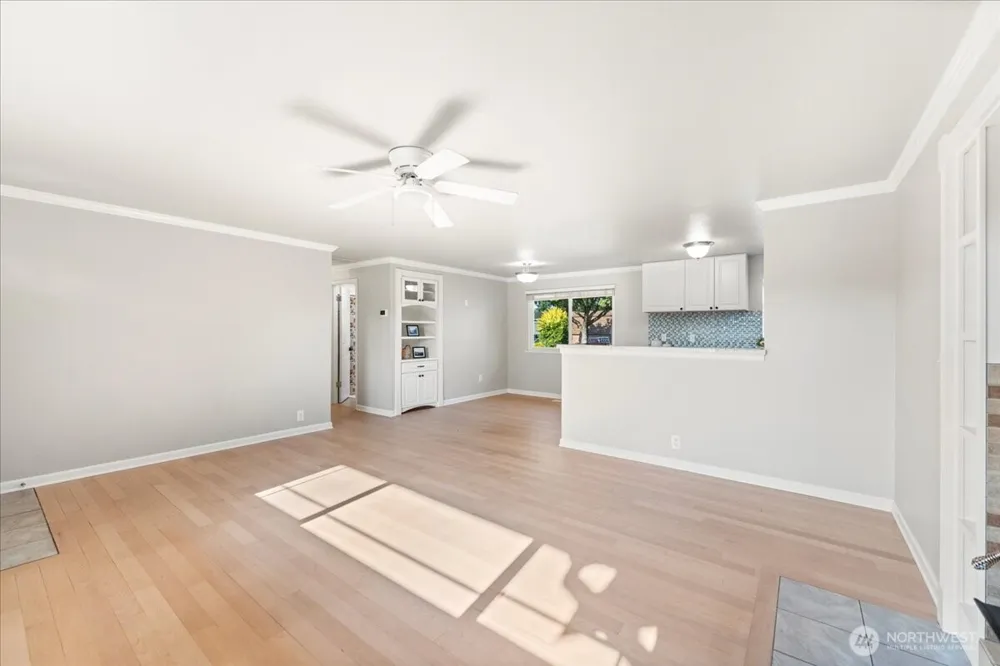 1163 Garfield Street Enumclaw, WA 98022