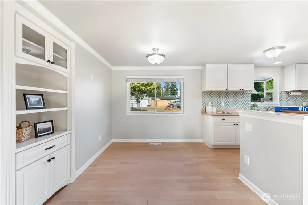1163 Garfield Street Enumclaw, WA 98022