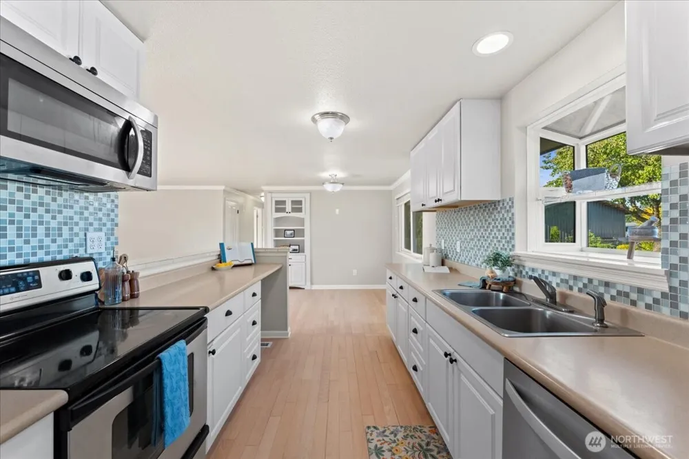 1163 Garfield Street Enumclaw, WA 98022
