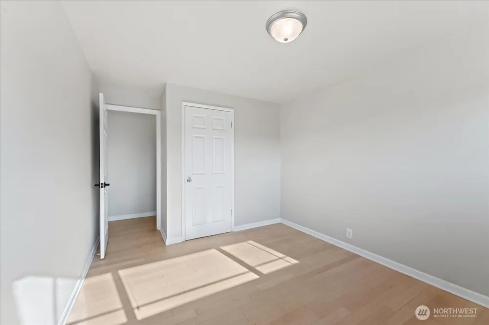 1163 Garfield Street Enumclaw, WA 98022