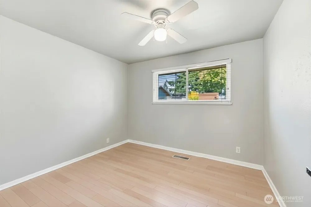 1163 Garfield Street Enumclaw, WA 98022