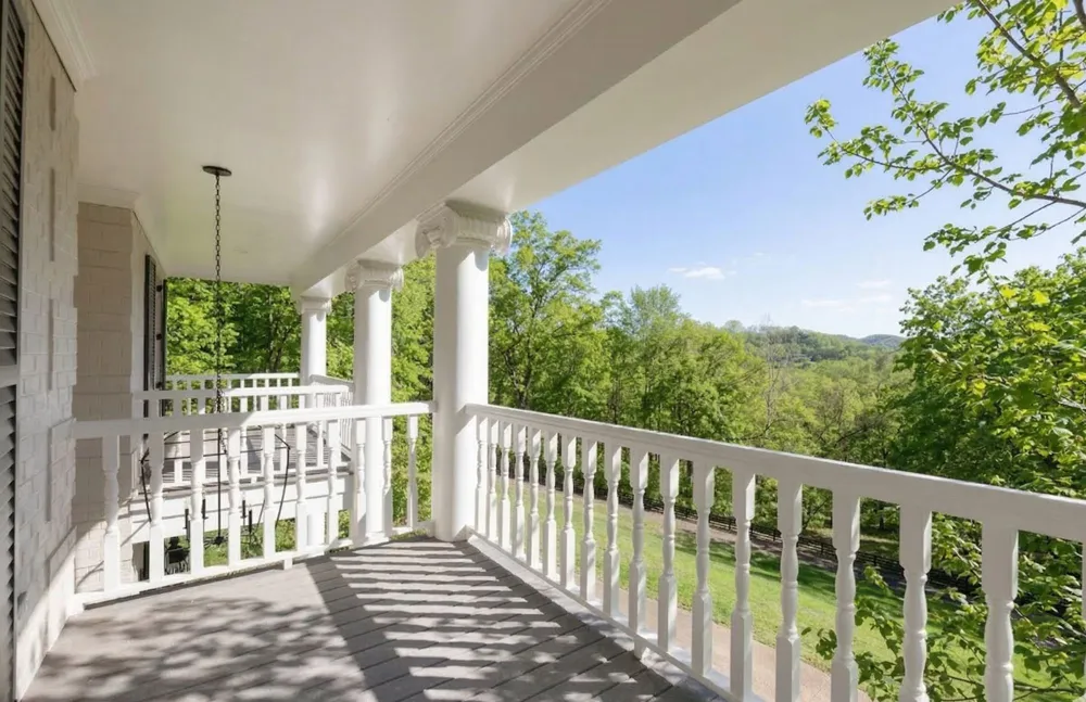 2183 S Berrys Chapel Rd Franklin, TN 37069