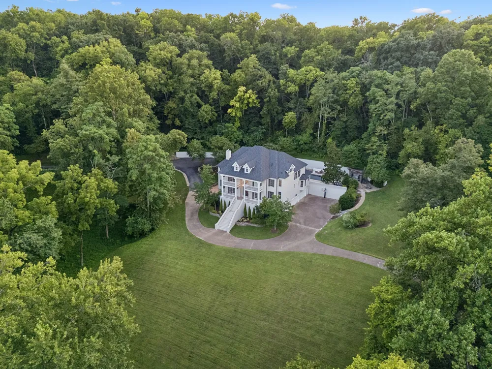 2183 S Berrys Chapel Rd Franklin, TN 37069