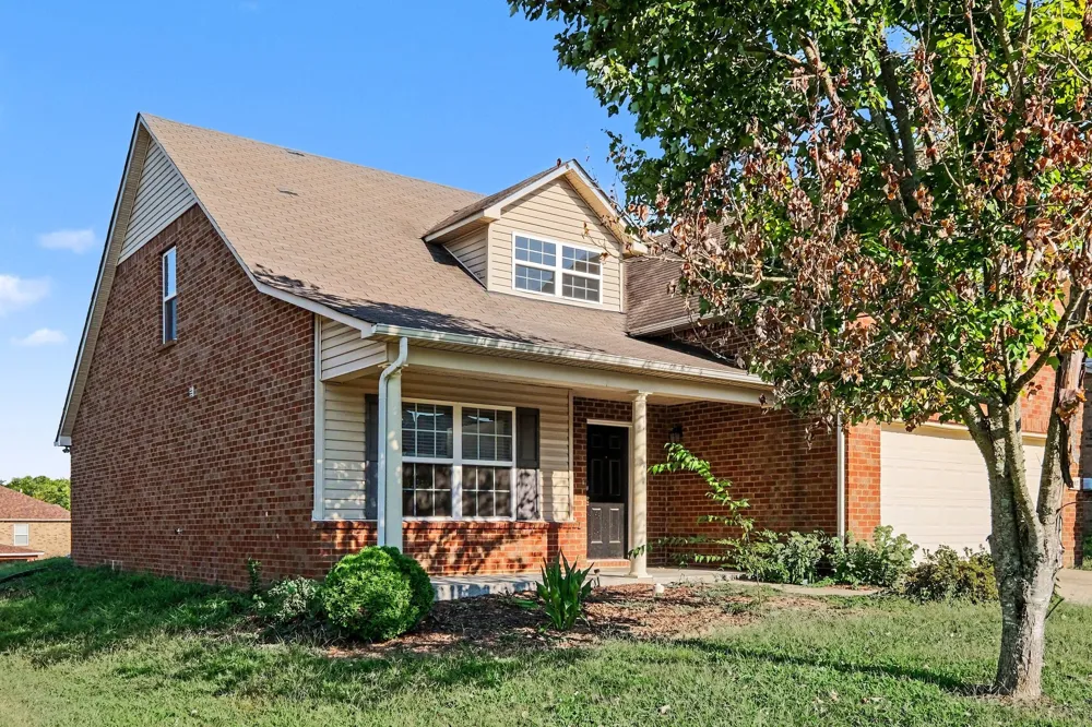 1017 Patmore Ln Hendersonville, TN 37075