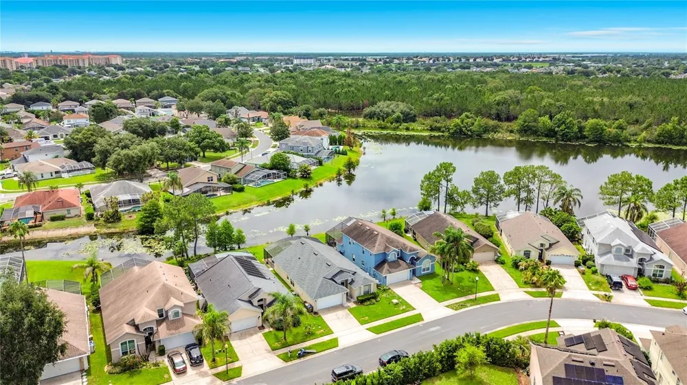 2873 BLOOMING ALAMANDA LOOP Kissimmee, FL 34747