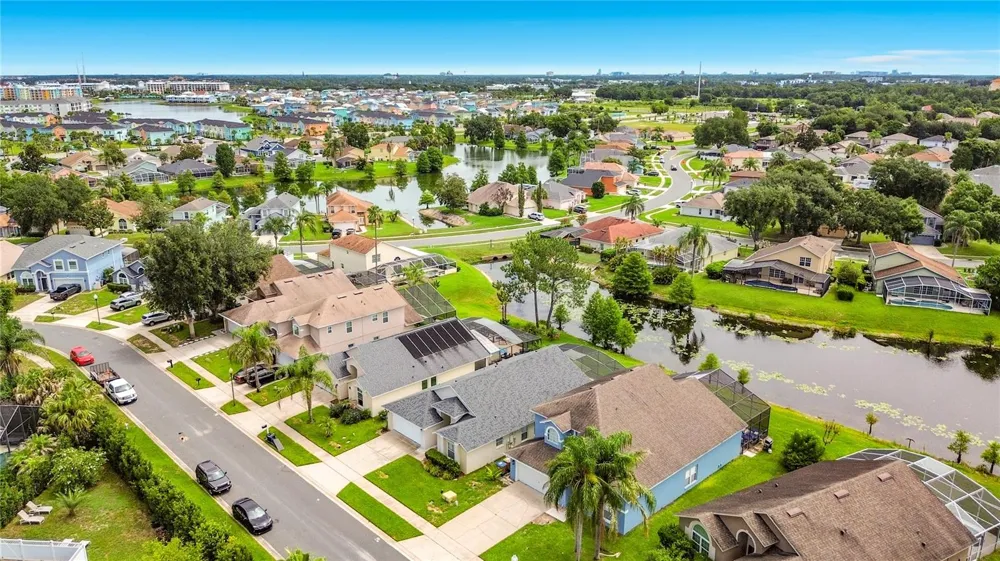 2873 BLOOMING ALAMANDA LOOP Kissimmee, FL 34747