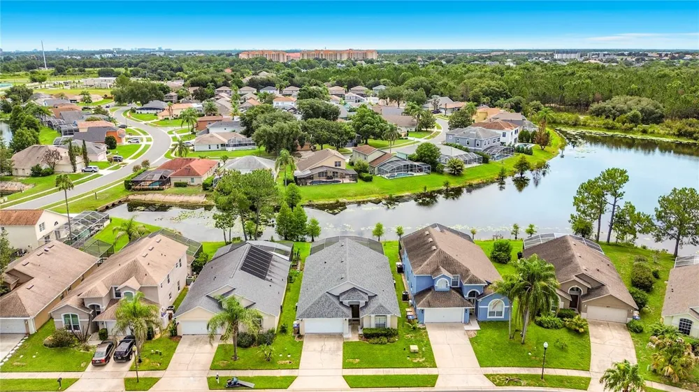 2873 BLOOMING ALAMANDA LOOP Kissimmee, FL 34747