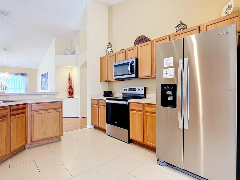 2873 BLOOMING ALAMANDA LOOP Kissimmee, FL 34747