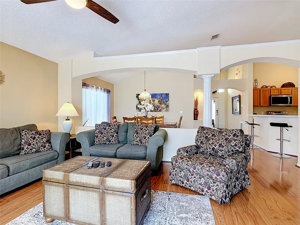 2873 BLOOMING ALAMANDA LOOP Kissimmee, FL 34747
