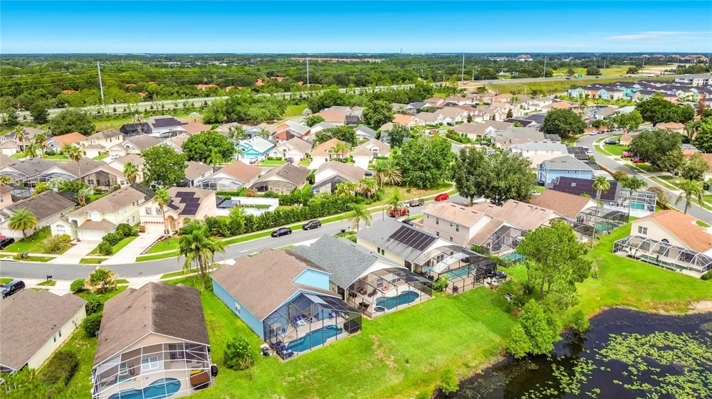 2873 BLOOMING ALAMANDA LOOP Kissimmee, FL 34747