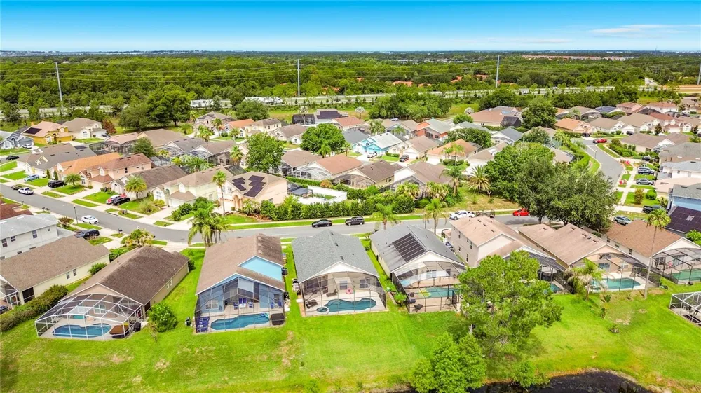 2873 BLOOMING ALAMANDA LOOP Kissimmee, FL 34747