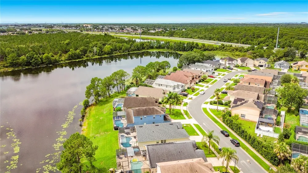 2873 BLOOMING ALAMANDA LOOP Kissimmee, FL 34747
