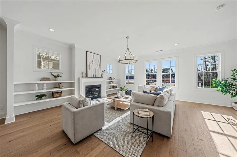 600 Mayfair Court Alpharetta, GA 30009