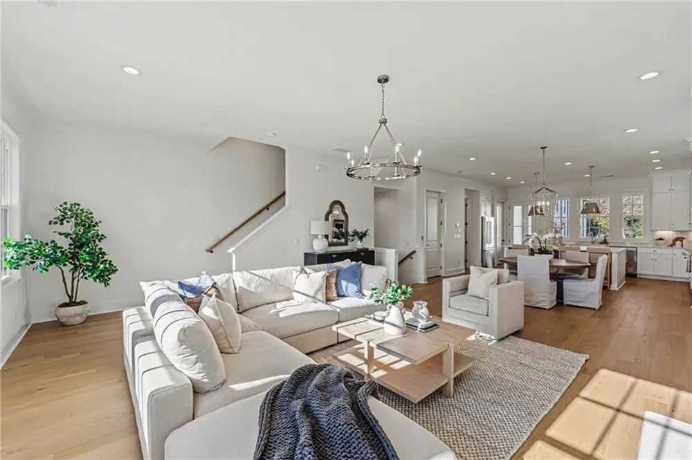 600 Mayfair Court Alpharetta, GA 30009