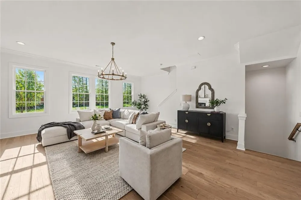 600 Mayfair Court Alpharetta, GA 30009