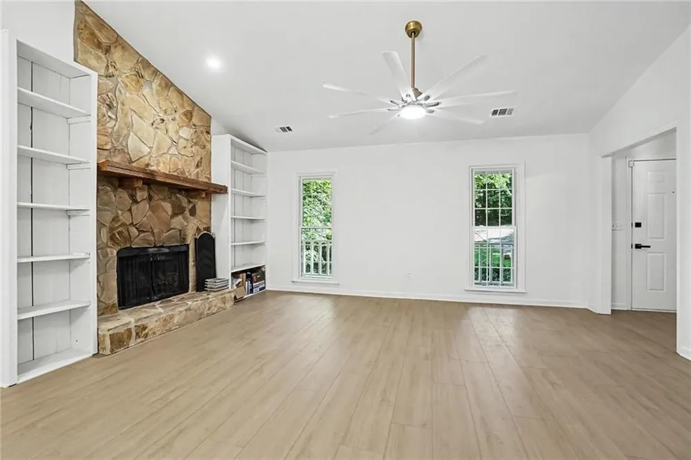 880 Faye Drive NW Kennesaw, GA 30144