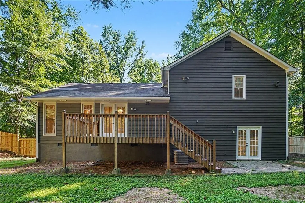 880 Faye Drive NW Kennesaw, GA 30144