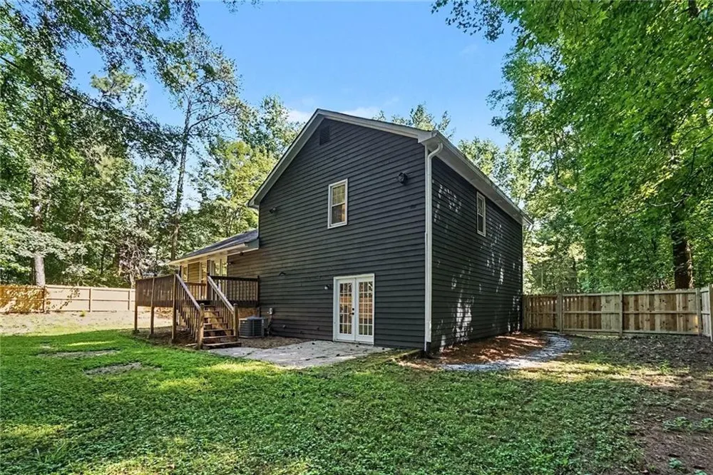 880 Faye Drive NW Kennesaw, GA 30144