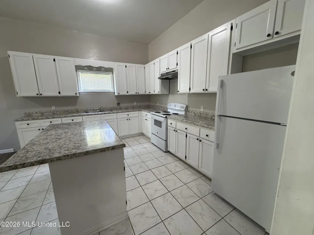 6209 Elder Ferry Road Moss Point, MS 39563
