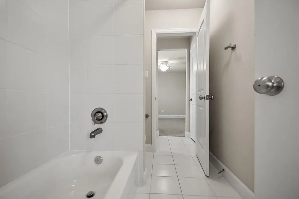 5328 Larkin Street Houston, TX 77007
