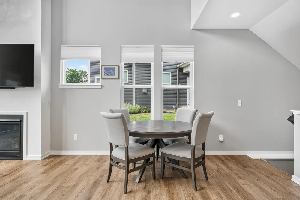 4079 Corvo Trace Kalamazoo, MI 49006