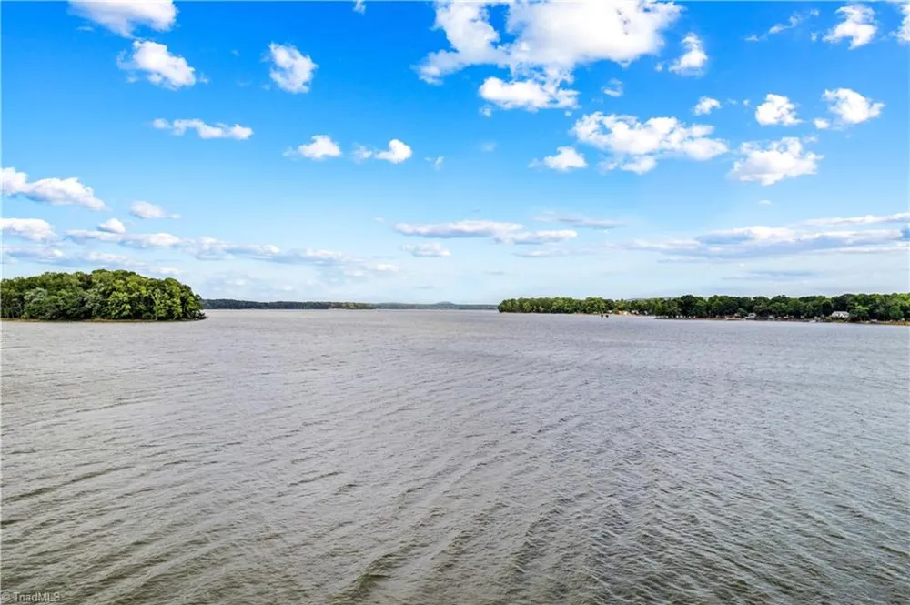 810 Fox Hollow Lane Salisbury, NC 28146
