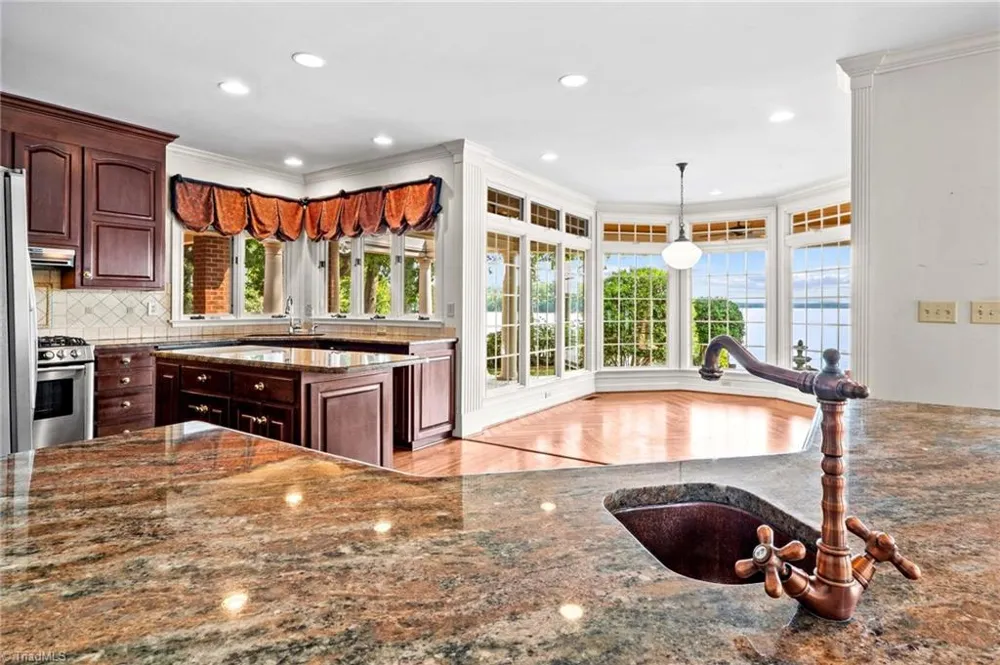 810 Fox Hollow Lane Salisbury, NC 28146
