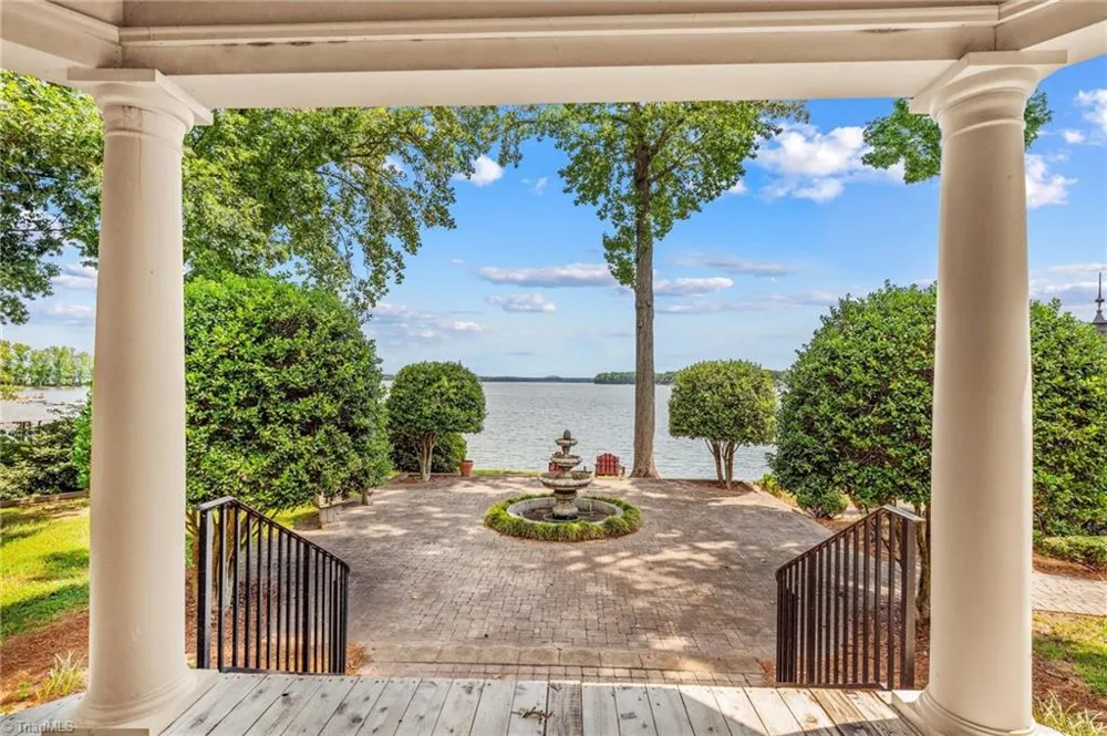 810 Fox Hollow Lane Salisbury, NC 28146