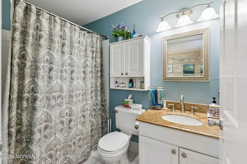 21 Jockey Lane Tinton Falls, NJ 07753