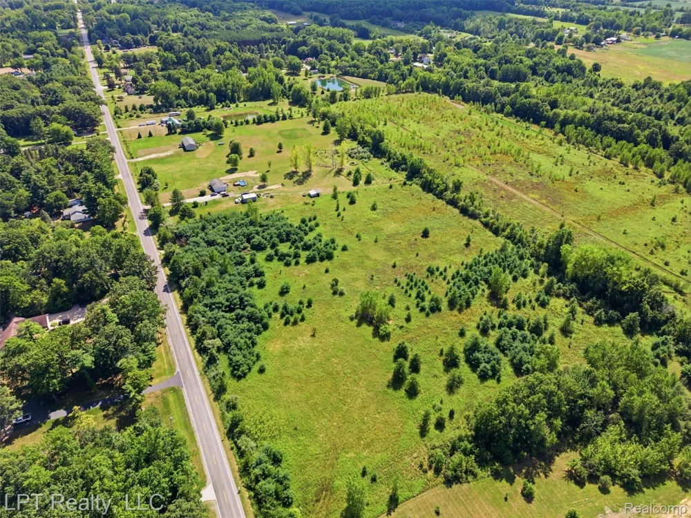 13191 Nichols Road Montrose Charter Township, MI 48457