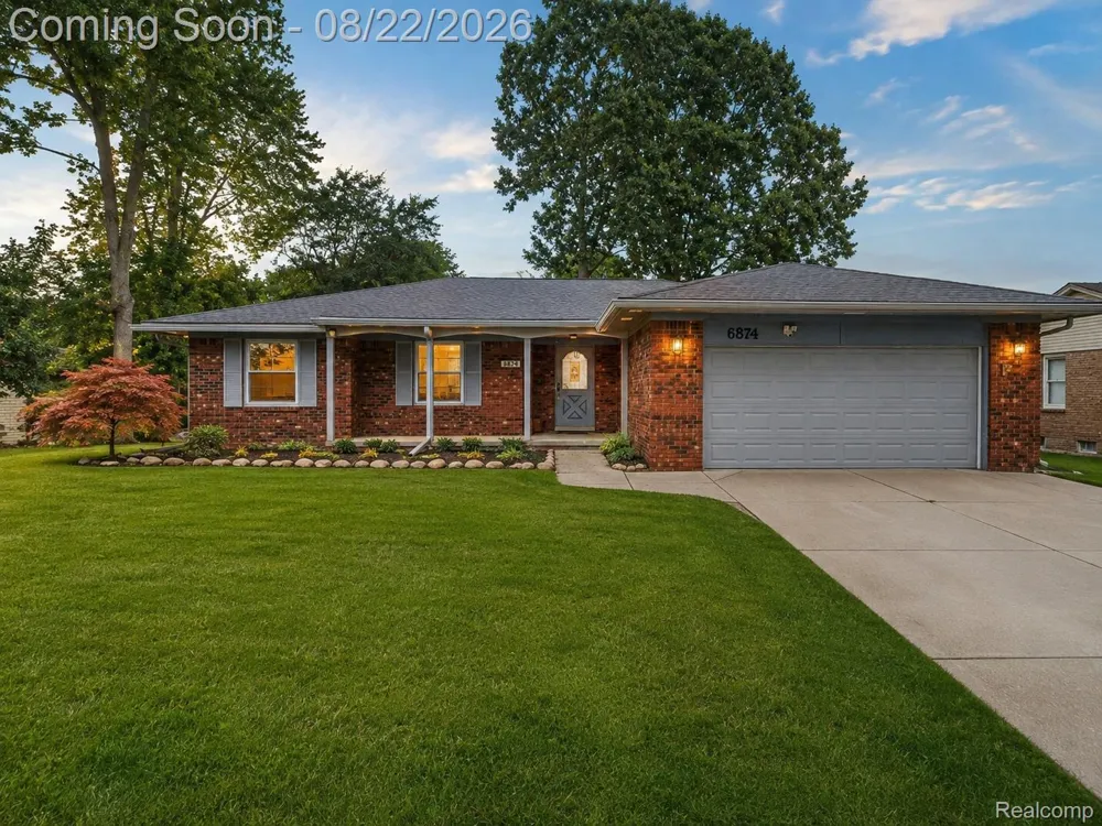 6874 Little Creek Drive Troy City, MI 48085