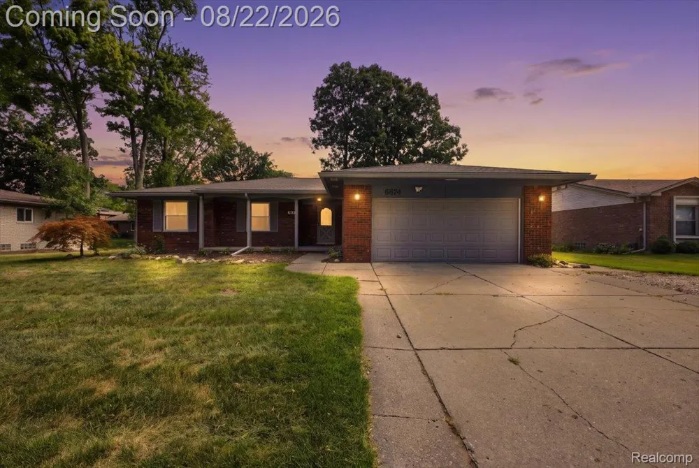 6874 Little Creek Drive Troy City, MI 48085
