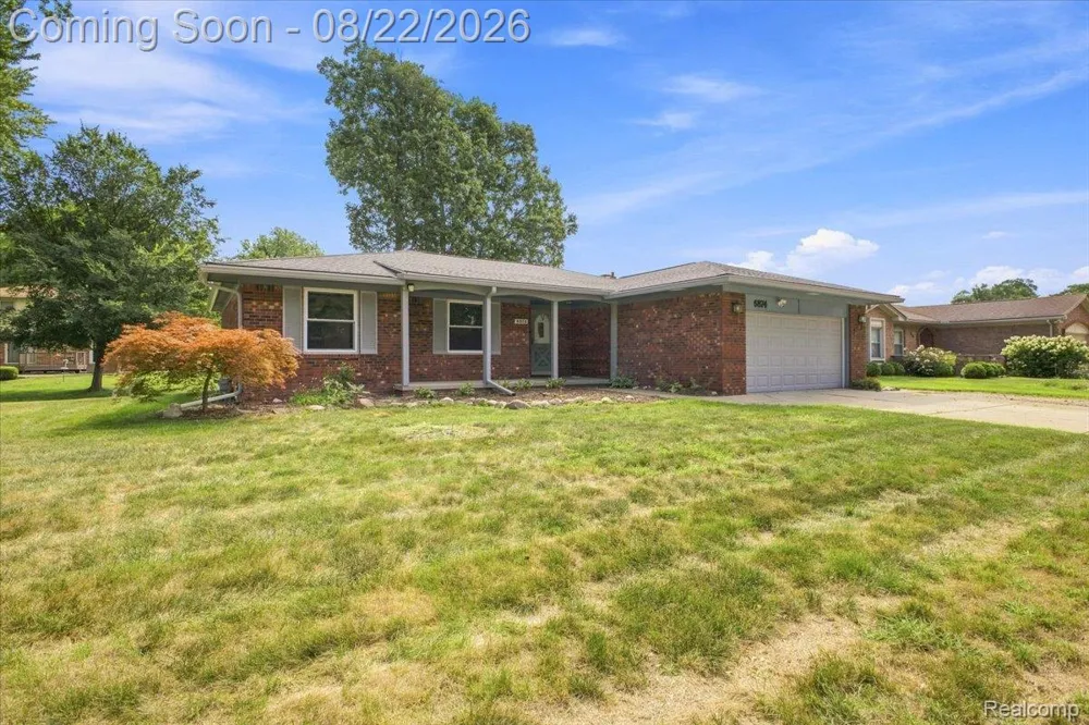 6874 Little Creek Drive Troy City, MI 48085