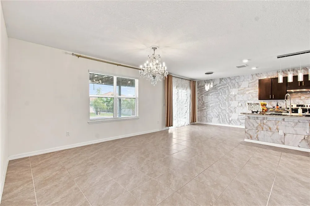 33635 HAMILTON HILL LANE Wesley Chapel, FL 33545
