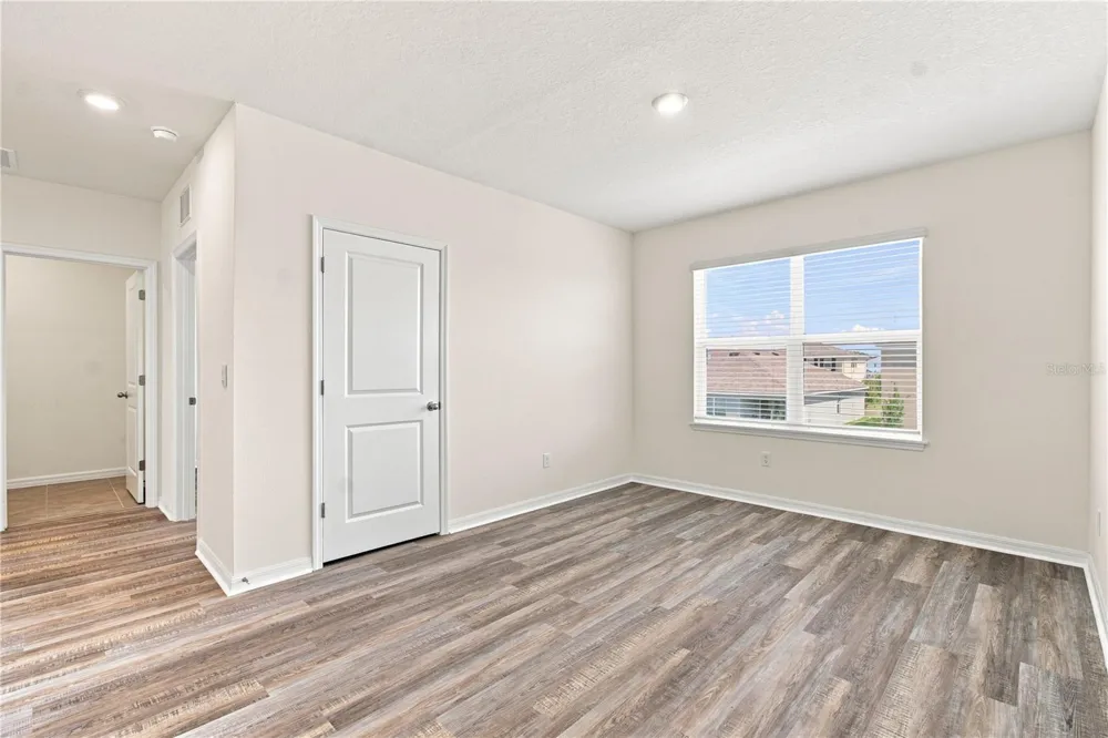33635 HAMILTON HILL LANE Wesley Chapel, FL 33545