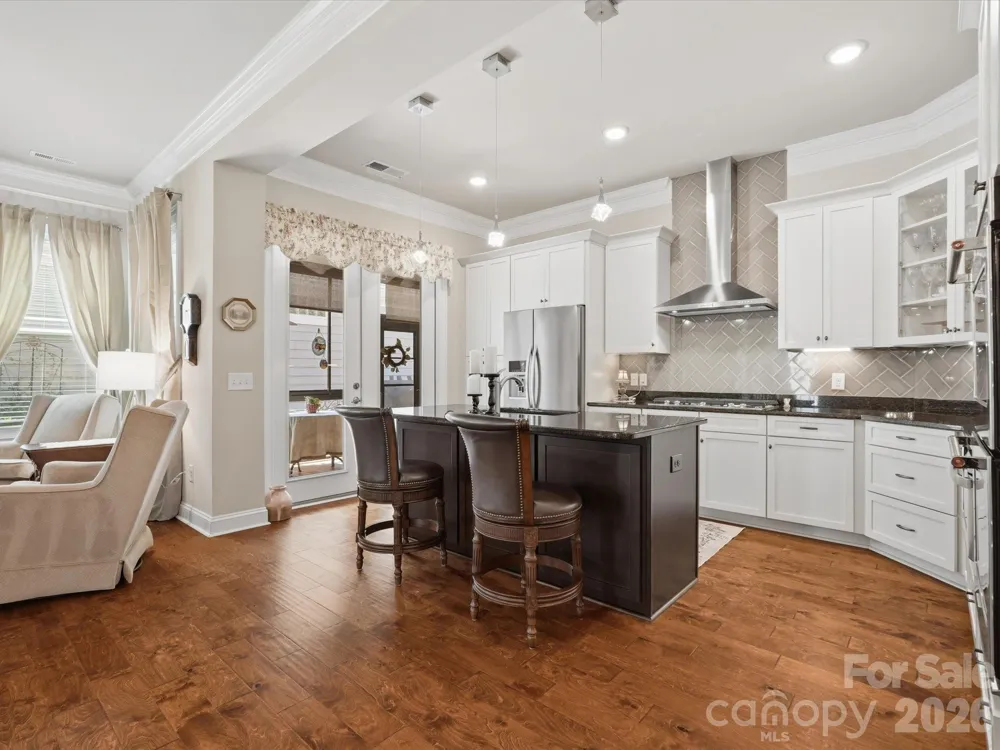 2050 Laney Pond Road Matthews, NC 28104