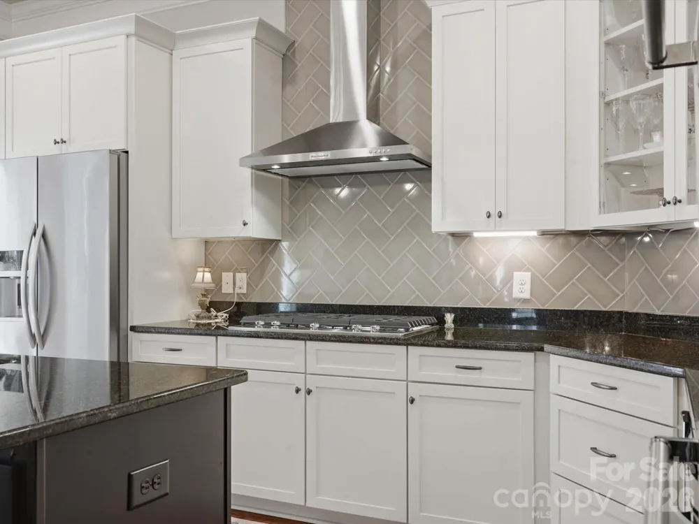 2050 Laney Pond Road Matthews, NC 28104